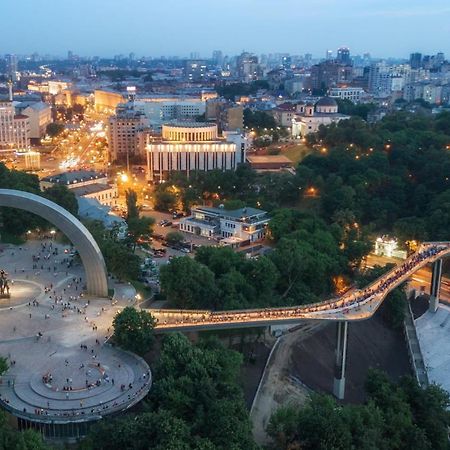 Апартаменты Центр Крещатик Kiev Exteriör bild